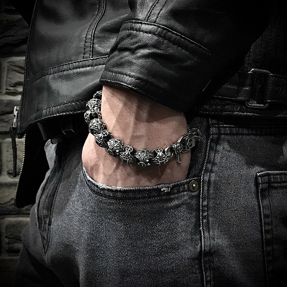 Мужской серебряный браслет Desire Max с лилиями и гранатом
